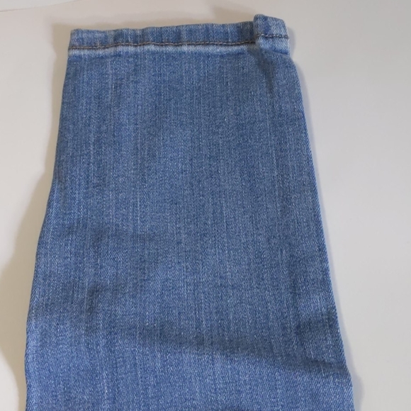 Mossimo jeans 2/pairs - Picture 4 of 5